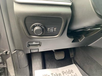 2022 Jeep Grand Cherokee Laredo