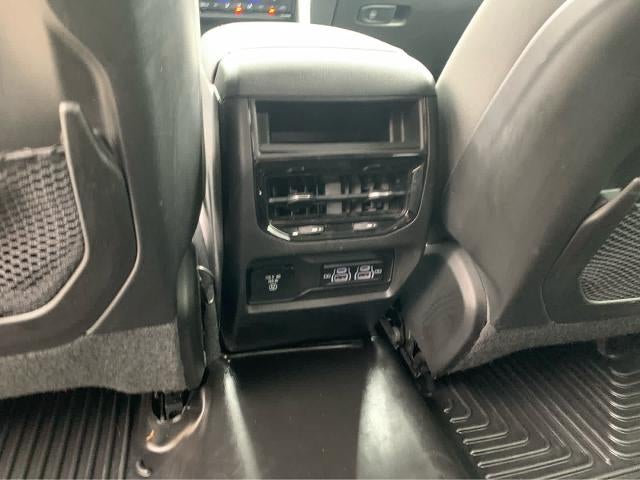 2022 Jeep Grand Cherokee Laredo