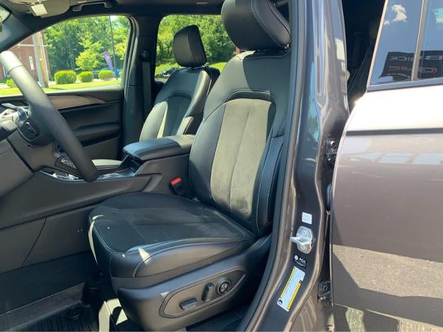 2025 Jeep Grand Cherokee L Altitude X 4x4