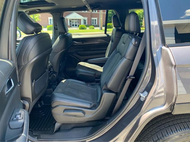 2025 Jeep Grand Cherokee L Altitude X 4x4