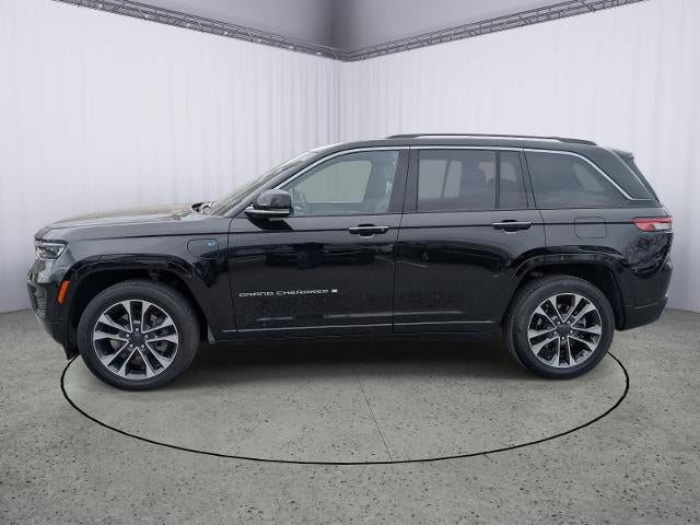 2022 Jeep Grand Cherokee 4xe Overland