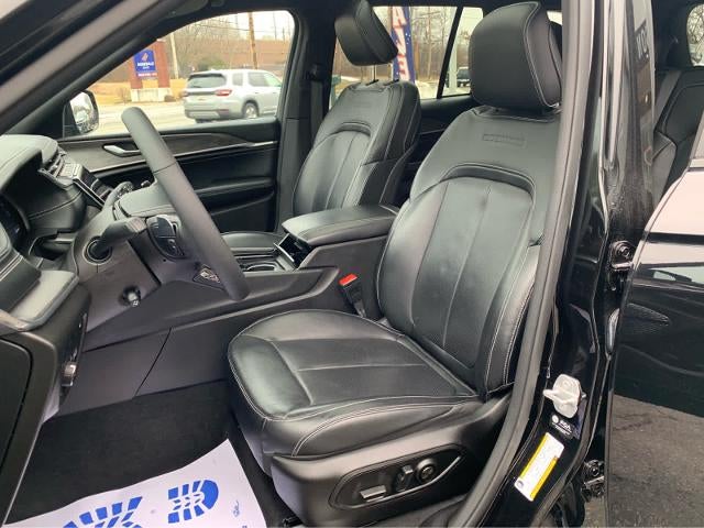 2022 Jeep Grand Cherokee 4xe Overland