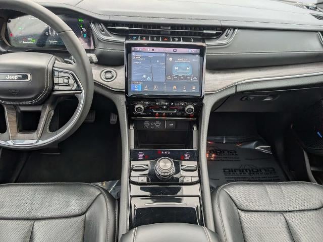 2022 Jeep Grand Cherokee 4xe Overland