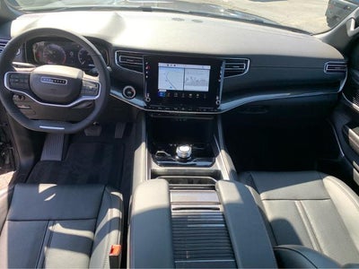 2024 Jeep Wagoneer Base