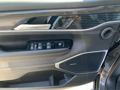 2024 Jeep Wagoneer Base