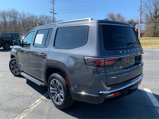 2024 Jeep Wagoneer Base