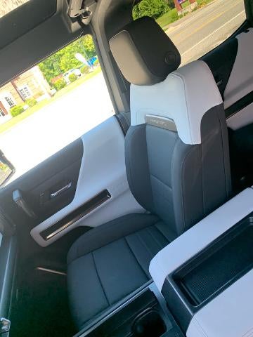2024 GMC HUMMER EV SUV 2X