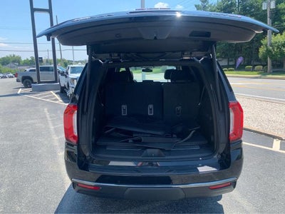 2022 GMC Yukon AT4