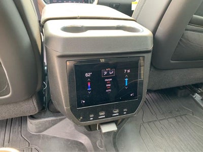 2025 GMC Yukon Denali Ultimate