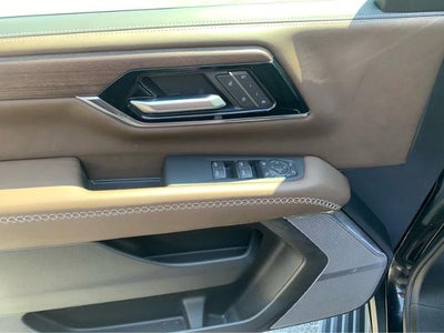 2025 GMC Yukon Denali Ultimate