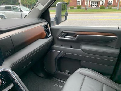 2025 GMC Sierra 2500 HD Denali