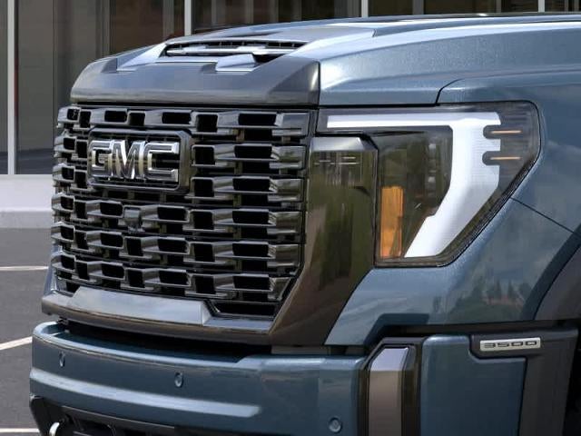 2026 GMC Sierra 3500 HD Denali Ultimate DRW