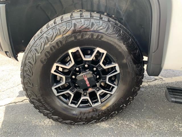2025 GMC Sierra 2500 HD AT4X