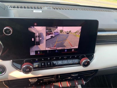 2023 GMC Canyon 4WD AT4X