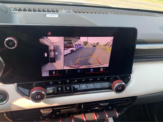 2023 GMC Canyon 4WD AT4X