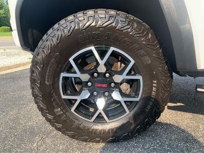 2023 GMC Canyon 4WD AT4X