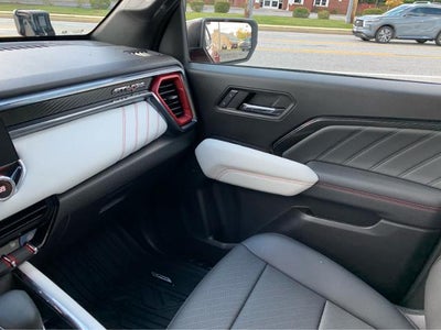 2024 GMC Canyon AT4X