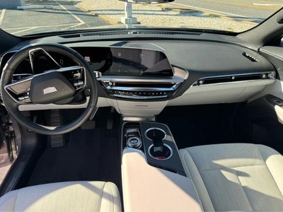 2024 Cadillac LYRIQ Luxury 1