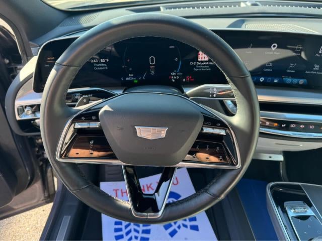 2024 Cadillac LYRIQ Luxury 1