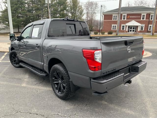 2024 Nissan Titan SV