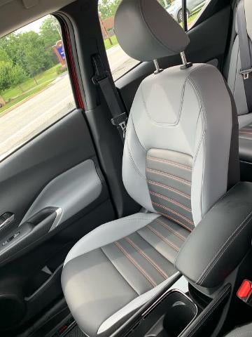 2024 Nissan Kicks SR Xtronic CVT