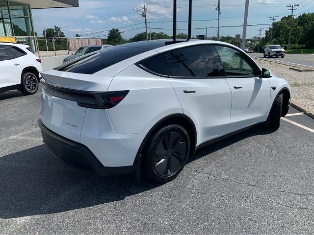2026 Tesla Model Y Premium