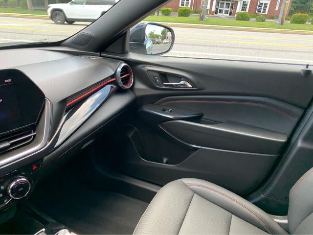 2025 Chevrolet Trax RS - Photo 21