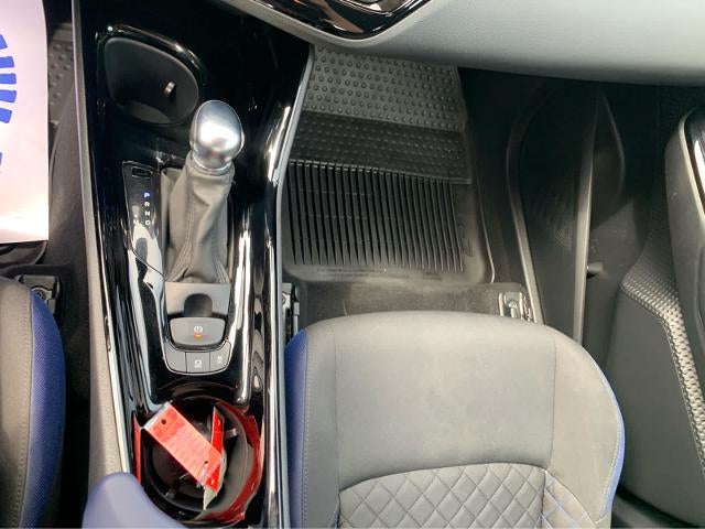 2022 Toyota C-HR XLE