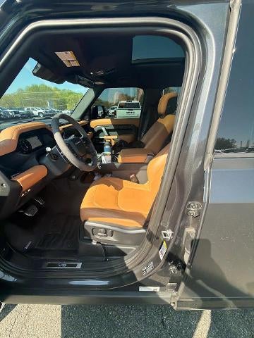 2024 Land Rover Defender Carpathian Edition