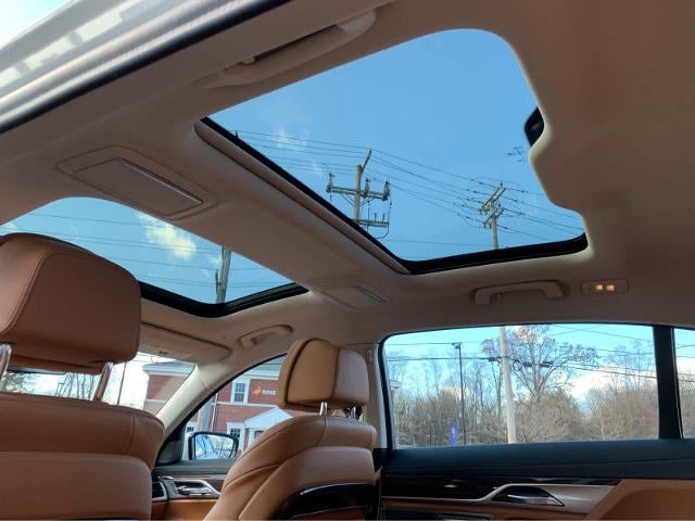 2022 BMW 7 Series 750i xDrive