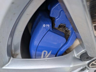 2024 Volkswagen Golf R Base